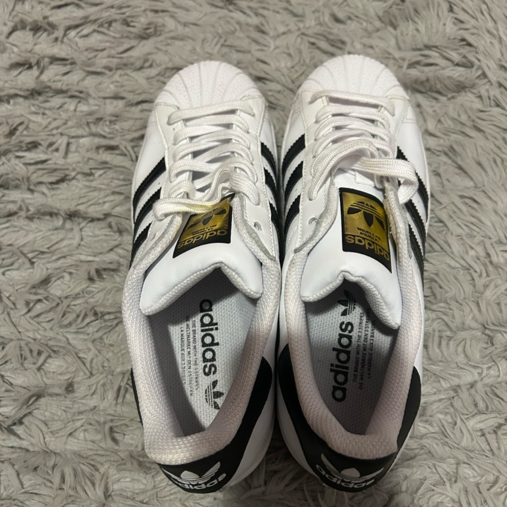Adidas Original Superstar Shoes - Picture 10 of 10